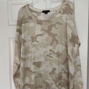 Sanctuary-Camo Sweater- size XL